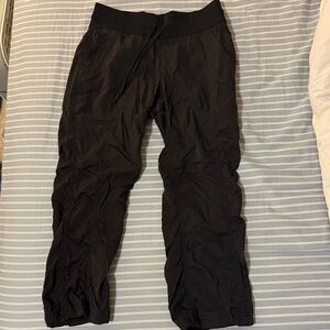 Black north face capris